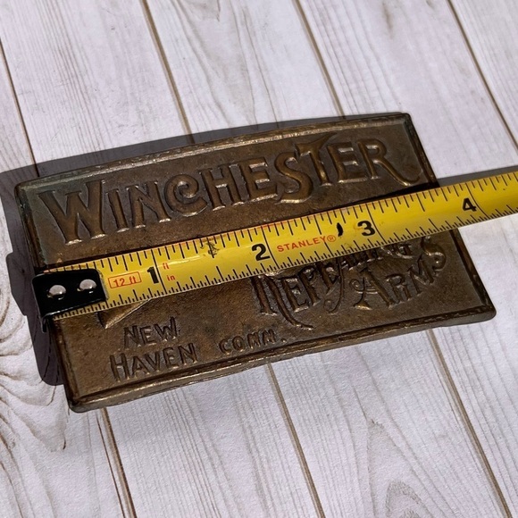 Vintage Brass Winchester Repeating Arms Belt Buckle - Picture 6 of 8